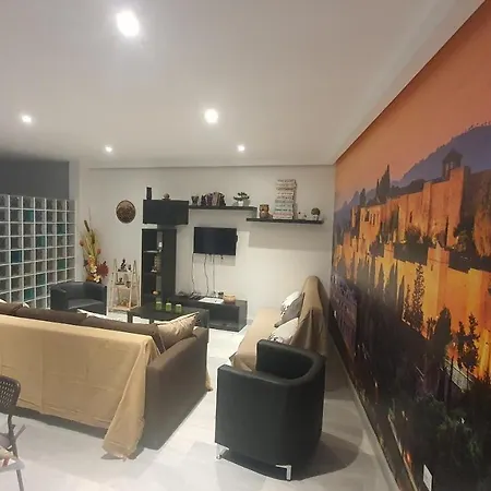 Lyrioshomes Treboles Apartment Malaga