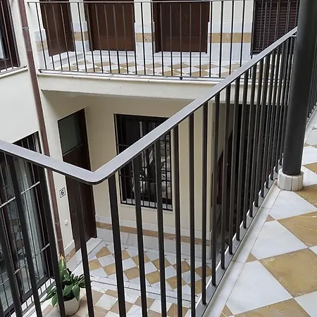 Apartment Lyrioshomes Treboles